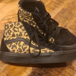 Leopard Vans